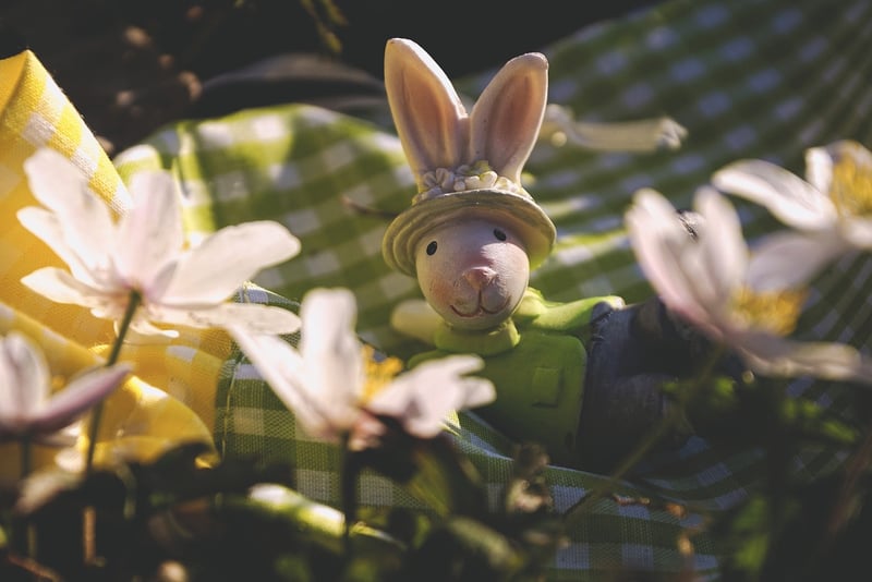 Bunny Pom Pom Garland